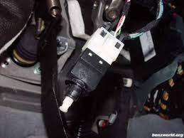 See U3570 repair manual